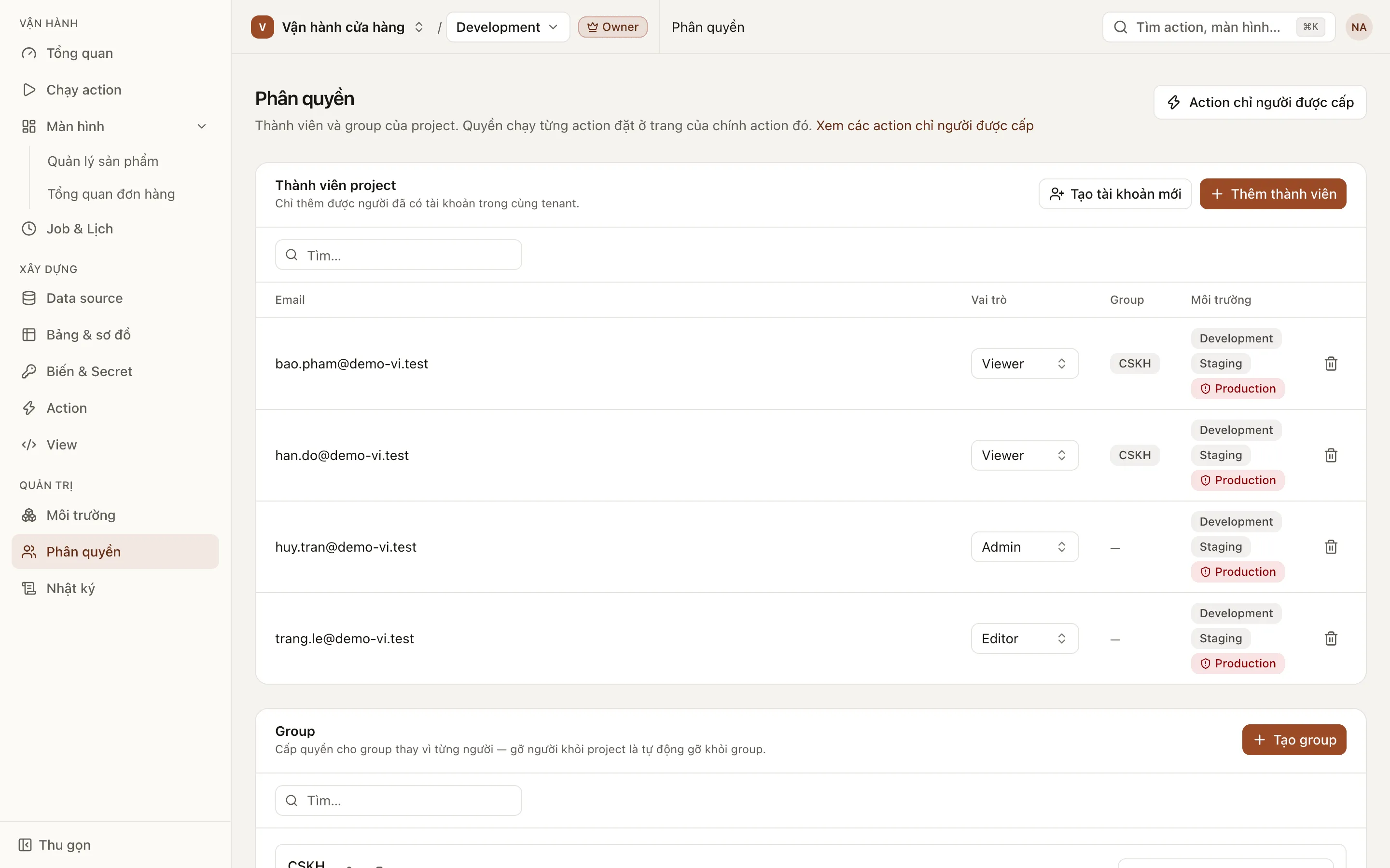 Trang Phân quyền với thành viên mang vai trò admin, editor, viewer và danh sách group